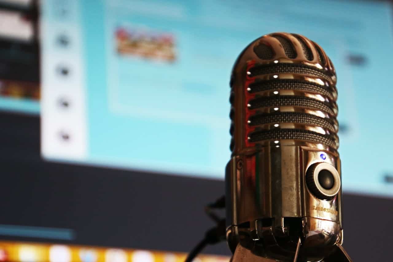 Harness the Power of Live and Local Broadcasting with Virtual Jock’s On-Air Talent Solutions