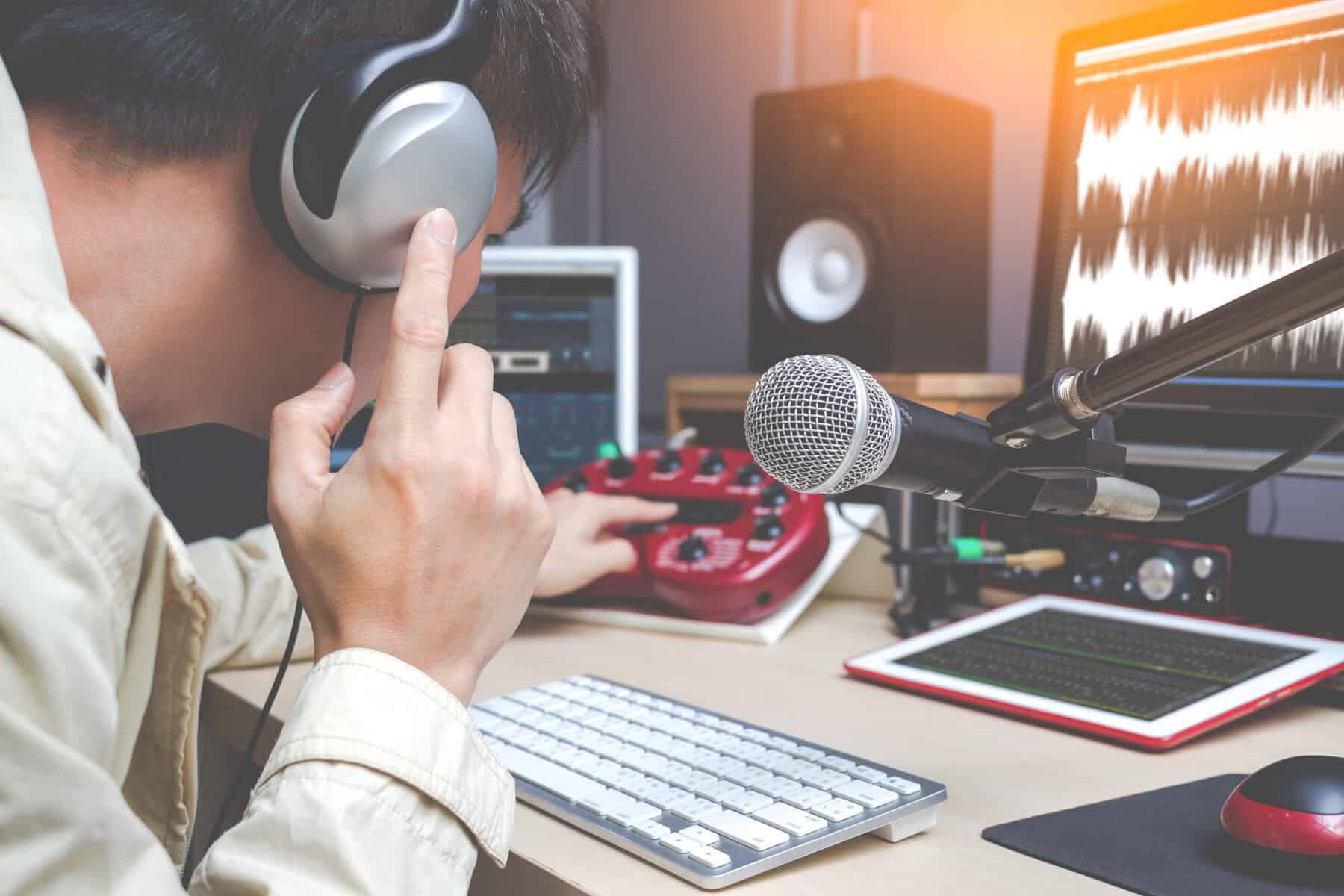 The Art of Being a Radio DJ: How You Can Succeed on the Airwaves
